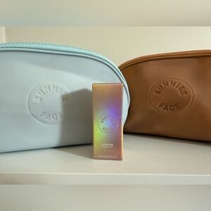 Sunnies Face Glow On [Light Catching Liquid Highlighter] in Moondust